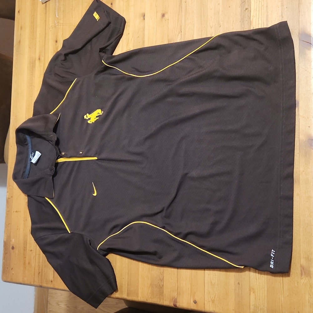 University of Wyoming Cowboys 🤠 Nike Dri-Fit Large Polo Shirt EUC